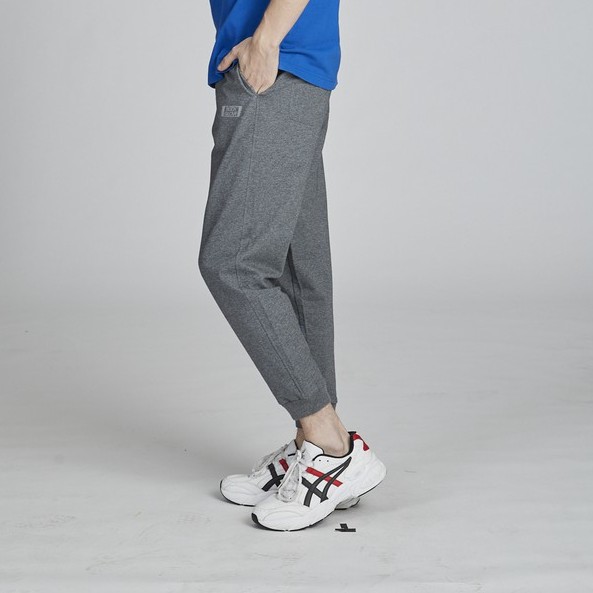 body-glove-basic-series-men-jogging-pant-กางเกงผู้ชาย-สีเทาเข้ม-dk-grey