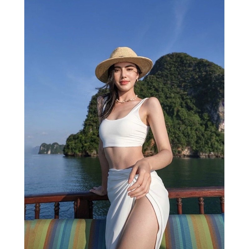 ชุดเซต2ชิ้น-เสื้อครอป-กระโปรงผ่าข้าง-แบบใหม่ดาวิกา