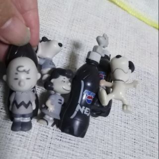 โมเด​ล​ สนูปปี้​ snoopy​ set​ 6​ ตัว​