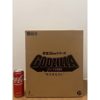 Godzilla 1989 Limited Luminous Ver. and Biollante First Form  ราคา 17,500 บาท (พร้อมส่งคะ)สินค้ามือ 2 จากประเทศญี่ปุ่น