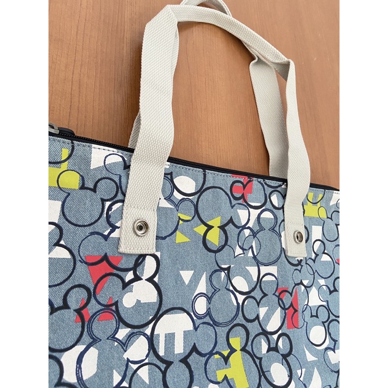Kipling edicion mickey mouse hotsell