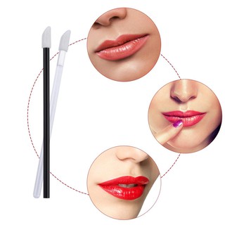 ภาพหน้าปกสินค้า(1ชิ้น) #สีดำ Lipstick + Lip Gloss Brush แปรงทาลิปกลอสหรือเกลี่ยลิปสติค ที่เกี่ยวข้อง