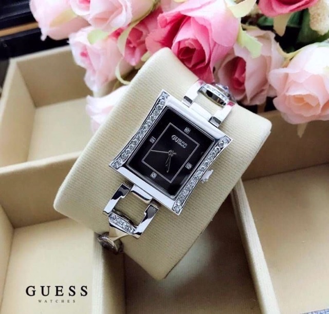 นาฬิกาข้อมือ-guess