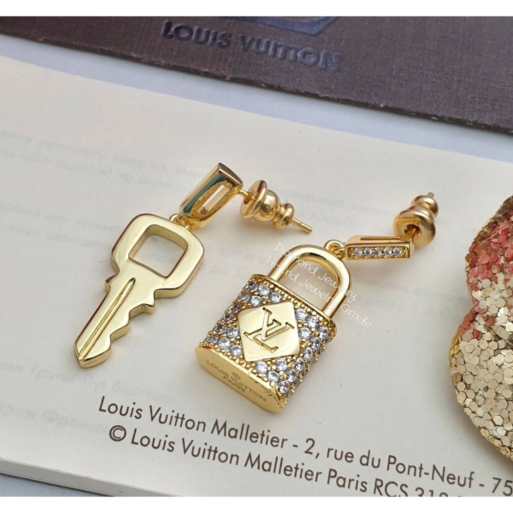 louis-vuitton-earring-ต่างหู-louis-vuitton-คอลล่าสุดค่ะงานอย่างใส่ออกมาน่ารักมากๆค่ะ-มีแสตมครบ