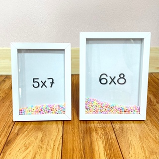 ภาพหน้าปกสินค้ากรอบรูปเม็ดโฟม กรอบเขย่า 5x7 , 6x8 , A4 สีขาว กรอบลึก 1 ซม. แถมฟรีเม็ดโฟมคละสี กรอบรูปของขวัญ กรอบรูปน่ารัก ที่เกี่ยวข้อง