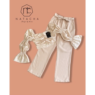 NATACHA  Set  เสื้อแขนพองๆเย็บ 3 ชี้น กางเกงขายาวมีเชือกผูก. ใส่แมตกันสวยมากก เนื้อผ้าใส่สบายเลยค่ะ ลุคนี้ไปได้ทุกที่น้า