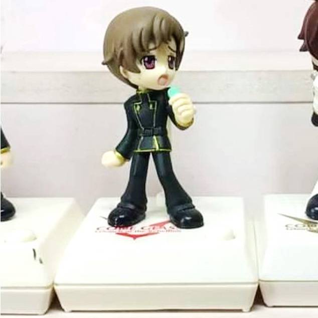 แท้-มือ2-bandai-chibi-voice-code-dall-geass-hangyaku-no-rurushu-r2-box-ชุดสีขาว-ผม-สีแดง-บ๊อบเท