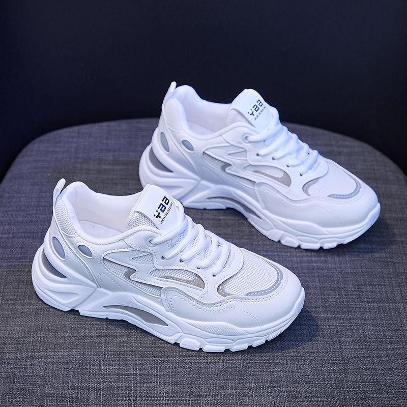 ภาพหน้าปกสินค้ารองเท้าผ้าใบผู้หญิง สีขาว ใส่สบาย ระบายอากาศ SF8084 จากร้าน neptune217.th บน Shopee