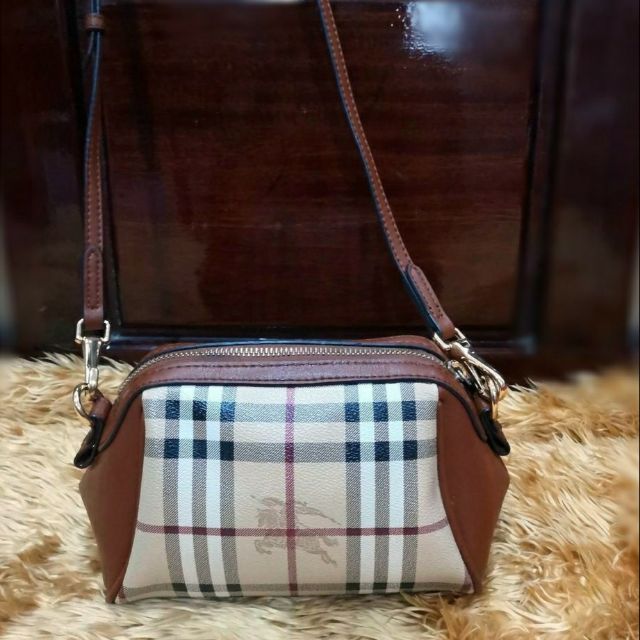 Burberry mini blaze crossbody bag outlet
