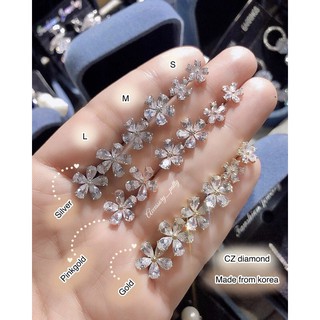 ✨💎Daisy diamond earrings 🌸เพรชczฝังละเอียดกลีบดอกเรียงสวยมีเกสรสีตามตัวเรือนหวานๆคะ มี3สี(เงิน/ทอง/พริ้งโกลด์)คะ