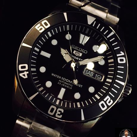 Seiko 5 sales sport submariner
