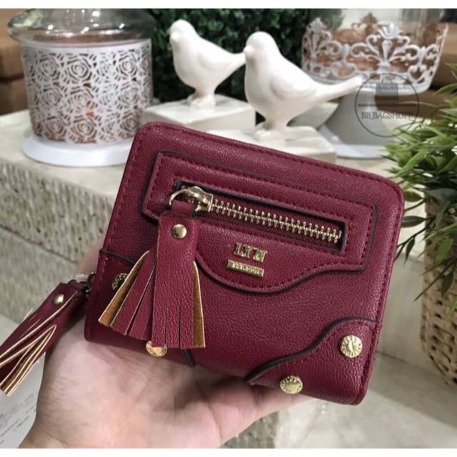 lyn-short-wallet-with-zip-outlet-สีแดง