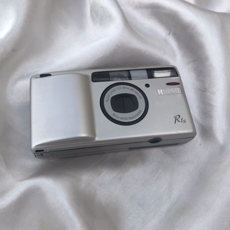 リコー RICOH R1s 564 リコー RICOH R1s 564 Ricoh R1s｜レトロカメララボ京都