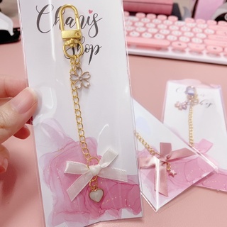 พวงกุญเจ้าหญิง ห้อยโบว์สีขาว ประดับจี้หัวใจ ❀ สินค้าส่งจากไทย🇹🇭 | Chanis Store ♡