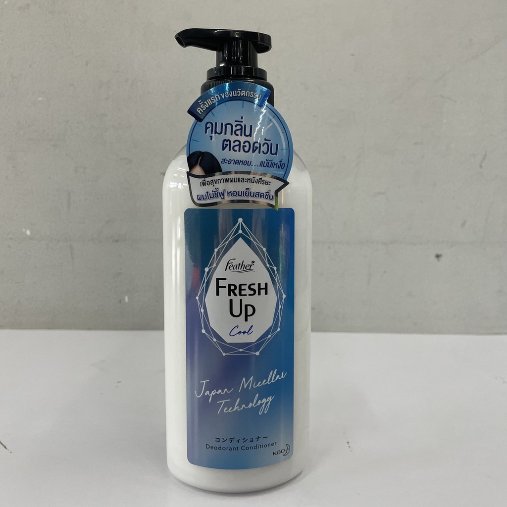 มี-2-สูตร-feather-fresh-up-conditioner-แฟซ่า-เฟรช-อัพ-คอนดิชันเนอร์-ผลิตภัณฑ์ครีมนวดผม-450-มล