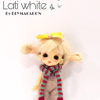 ผ้าพันคอตุ๊กตาลาติ Lati White และขนาดใกล้เคียง