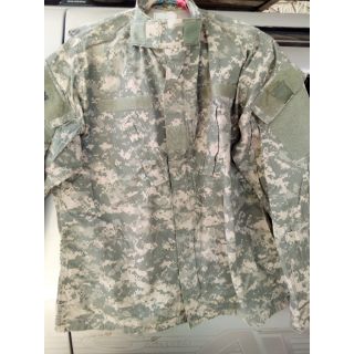 ภาพหน้าปกสินค้าเสื้อ ทหารอเมริกัน ลายพรางดิจิตอล ACU  มือสอง ของแท้ 100 % สภาพสวยครับผม ซึ่งคุณอาจชอบราคาและรีวิวของสินค้านี้