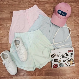 NEW IN🍃 💕Basic pantone short