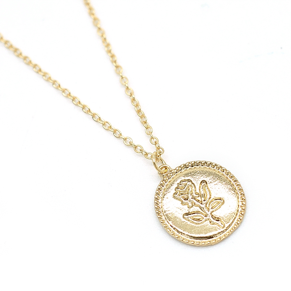 retro-gold-coin-rose-pattern-pendant-necklace-charming-womens-clavicle-chain-jewelry-fashion