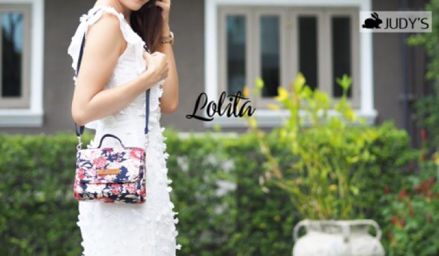 กระเป๋าผ้าแคนวาสพิมพ์ลาย-สวย-เรียบหรู-ดูคลาสสิค-จัดส่งฟรี-รุ่น-lolita