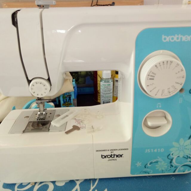 จักรเย็บผ้า Brother รุ่น Js1410 (มือสอง) | Shopee Thailand