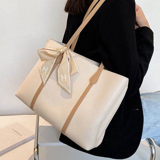 ❤️ กระเป๋าสะพายข้าง ❤️ กระเป๋าสะพาย กระเป๋าใบใหญ่ การออกแบบฝูงชนขนาดเล็กฝรั่งเศสหญิงฤดูร้อน 2021 ใหม่น้ำแฟชั่นแพ็คเก็ตที