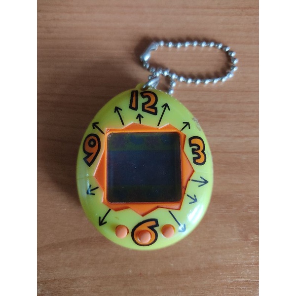 ภาพสินค้าทามาก็อตจิ tamagotchi แท้ เทสแล้ว เล่นได้ปกติ จากร้าน thitapat55 บน Shopee ภาพที่ 8