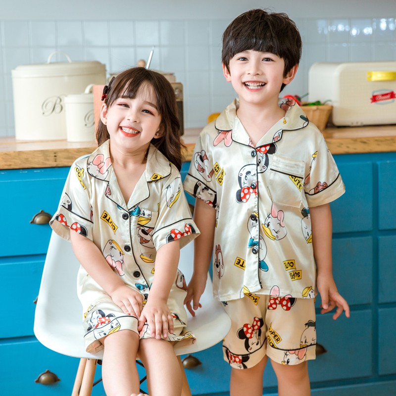 ชุดนอนเด็กผ้าซาตินน่ารักๆ 2 ชิ้น/ชุด | Shopee Thailand