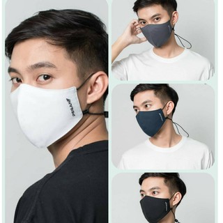 ภาพขนาดย่อของสินค้าหน้ากากผ้าปิดจมูก 3 ชั้น มีสายคล้องคอปรับได้ซักได้  PROTECTIVE MASK