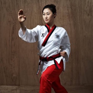 B1# ชุดพุมเซ่ TKD กางเกงแดง เป็นผ้าพิเศษสำหรับพุมเซ่ poomsae taekwondo ชุดครู ชุดเทควันโด้ ชุดเทควันโด ชุดพุมเซ่เทควันโด