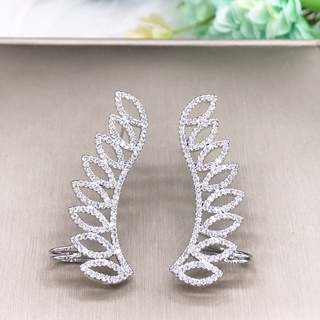 ต่างหูทรงแบบเกี่ยวหู ear cuff ดีไซน์เก่แบบทรงใบไม้ไล้ตามใบหู อะไหล่สีเงิน