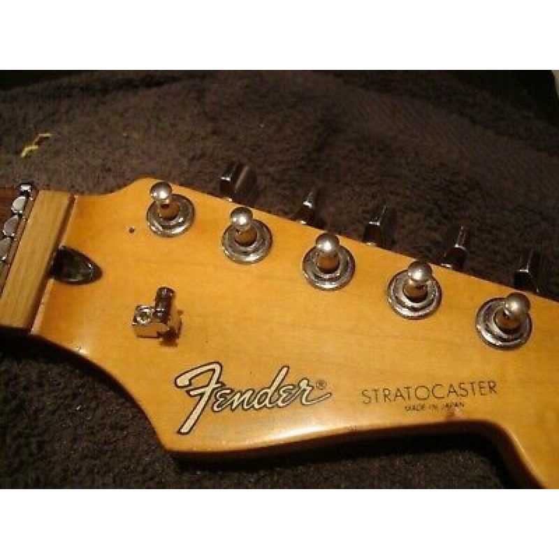 โลโก้หัวกีตาร์-fender-stratocaster-japan-st-std