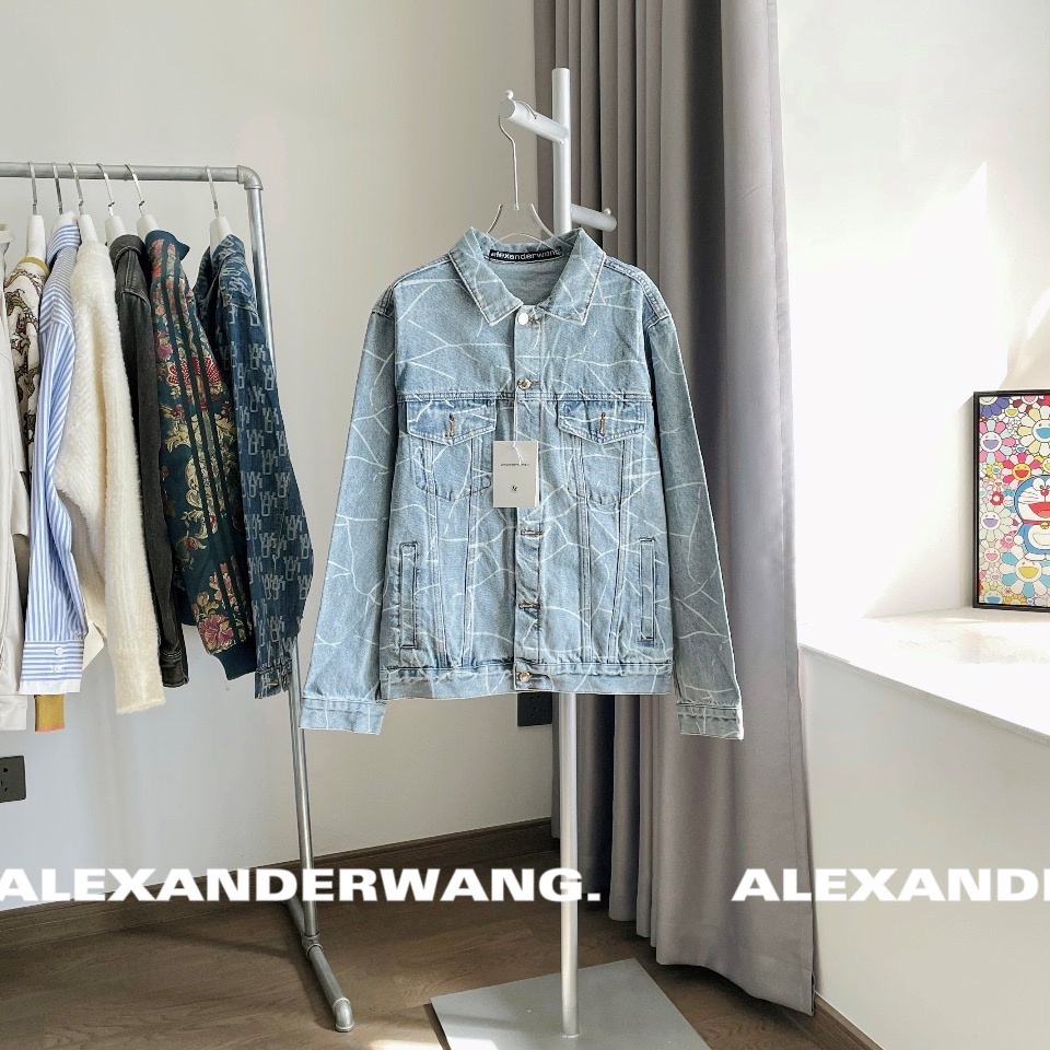 เสื้อยีนส์-alexanderwang-rare-ใส่ก่อนเท่ห์ก่อน-limited-edition