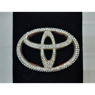 เพลส โลโก้กระจัง TOYOTA ฝังเพชร อันใหญ่ แบบแปะ (กว้าง9cmXยาว12.5cm)