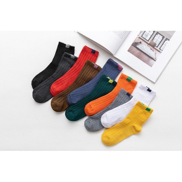 ภาพหน้าปกสินค้าถุงเท้าข้อกลาง ถุงเท้าแฟชั่น 10สีให้เลือก Colorful NO.7(L)