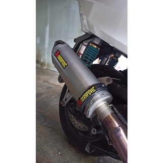 การ์ดท่อแต่งมอเตอร์ไซค์ Akrapovic