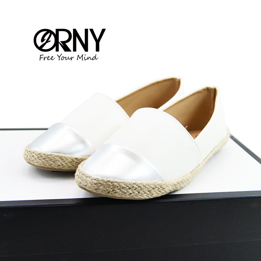 orny-ออร์นี่-x-espadrilles-หนังนิ่มมาก-พื้นยาง-ใส่สบาย-ลด-1-ไซส์จากปกติ-af45