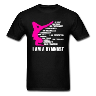 เสื้อยืด ผ้าฝ้าย พิมพ์ลาย Im A Gymnast คุณภาพสูง สีดํา เหมาะกับของขวัญวันแม่ สําหรับผู้ชายS-5XL