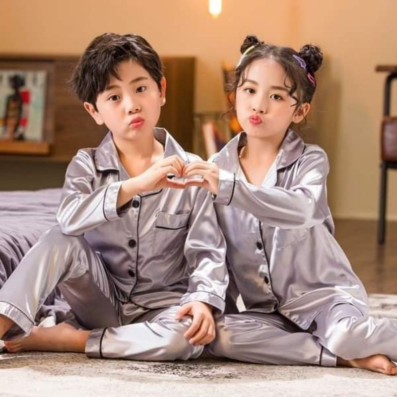 ชุดนอนเด็กนำเข้าผ้าซาตินใส่สบาย | Shopee Thailand