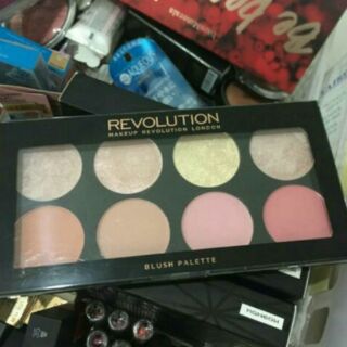 Makeup Revolution blush pallete blush goddess
ของแท้พร้อมส่ง