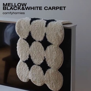 🎱 พรมตกแต่งห้อง MELLOW BLACK&amp;WHITE CARPET /comfyhomies/