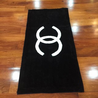 พรมปูพื้นห้อง แบรนด์เนม Chanel Logo Classic Carpet Room สีดำ ขนาด 70x140 cm