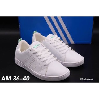 รองเท้าผ้าใบรุ่น Adidas Stan Smith