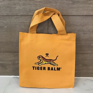 กระเป๋า กระเป๋าคล้องมือ ลาย TIGER BALM เท่มาก ลายน่ารักมาก ไม่ซ้ำใครแน่นอน ของใหม่ มือ 1 ยาดม ยาหม่อง