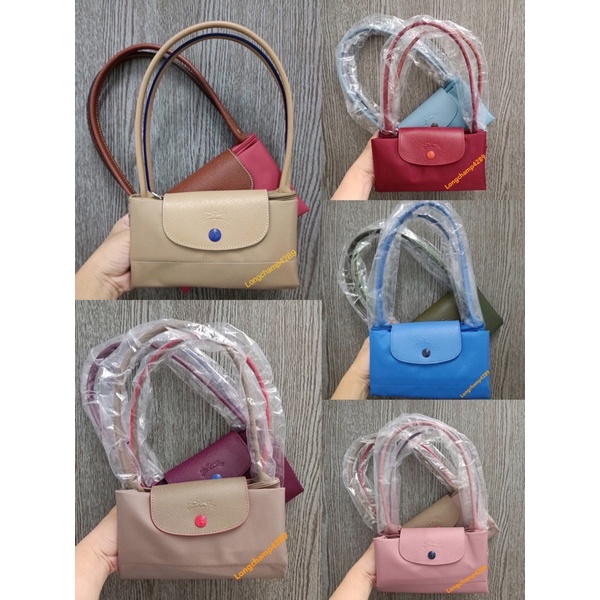 ภาพหน้าปกสินค้าพร้อมส่ง Longchamp Le Pliage Club S หูยาว 100 % จากร้าน longchamp4289 บน Shopee