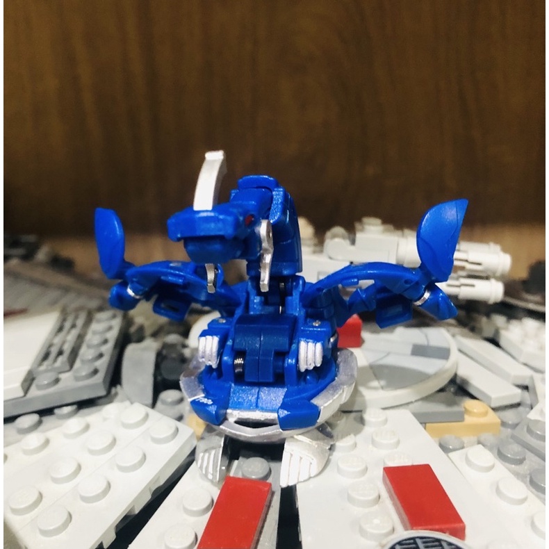 bakugan-mechtanium-surge-blue-aquos-iron-dragonoid-spin-master