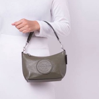 (ผ่อน0%) กระเป๋าสะพายข้าง COACH C2829 DEMPSEY SHOULDER BAG WITH PATCH พอชรุ่นใหม่ หนังแท้ สีเขียว SURPLUS สายสปอร์ต