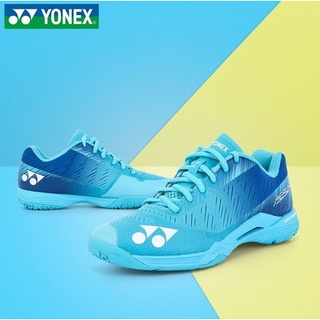 ภาพหน้าปกสินค้าYONEX โยเน็กซ์รองเท้าแบดมินตัน รองเท้าแบดมินตันสำหรับผู้ชาย รองเท้าระบายอากาศได้ดี ที่เกี่ยวข้อง