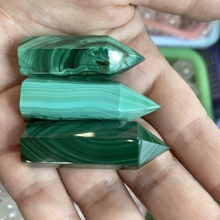 หินมาลาไคต์  Malachite หินธรรมชาติ มีชื่อเสียง หินแห่งการเปลี่ยนแปลง หินช่วยให้ใจสงบ หินเขียว หินแท่ง