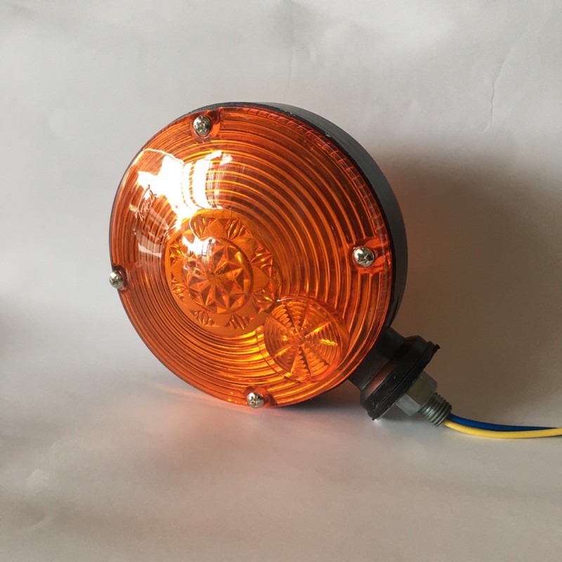 ไฟเลี้ยวกิ๊กก๊อก-838-12v-ขอบดำ-ไฟเลี้ยวรถไถคูโบต้า-ไฟเลี้ยวกลม-4-5-นิ้ว-double-pace-lamp-turn-lamp